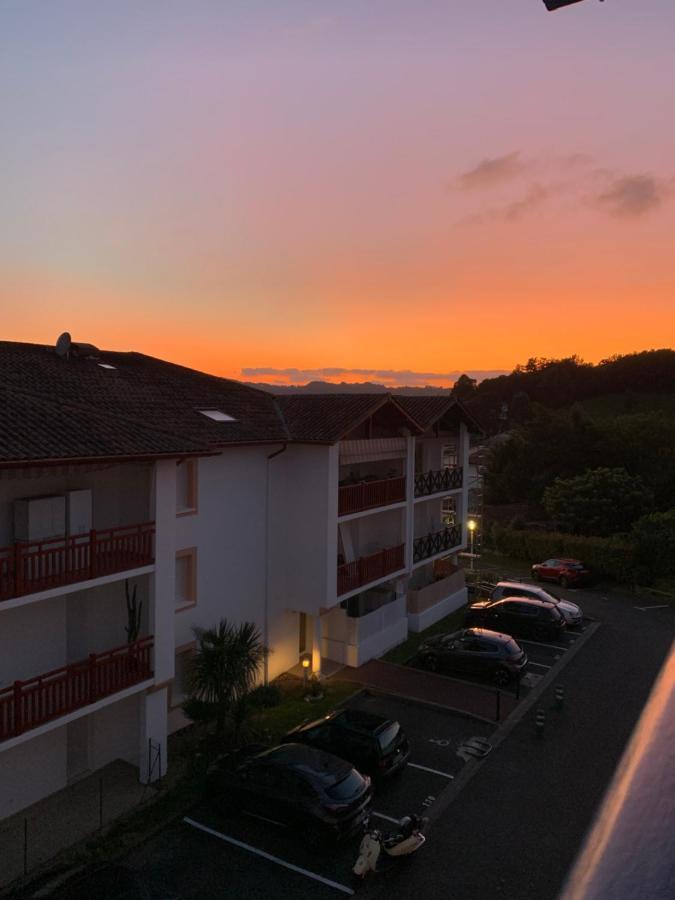 Apartment Les Hauts De Biantenia Avec Wifi Hendaye